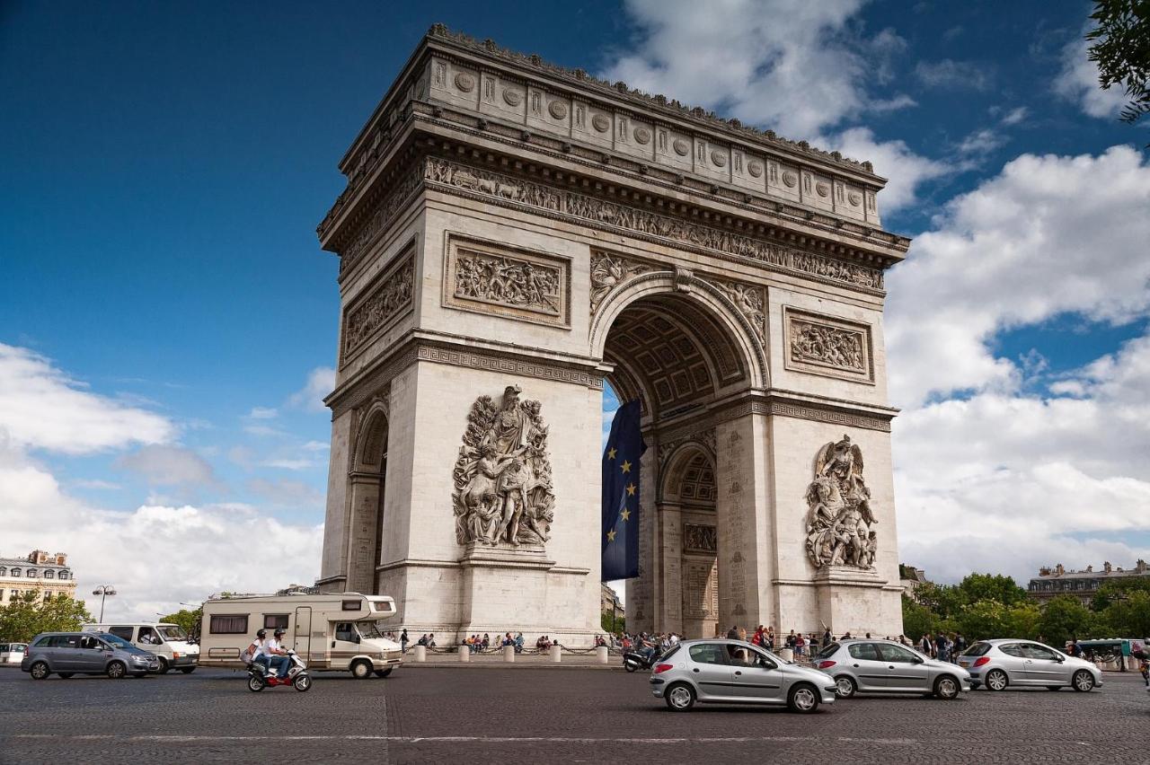 Arc De Triomphe - Foch Palace Paris Dış mekan fotoğraf