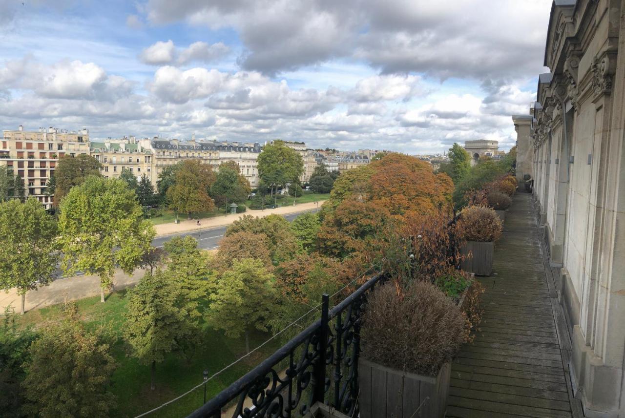 Arc De Triomphe - Foch Palace Paris Dış mekan fotoğraf